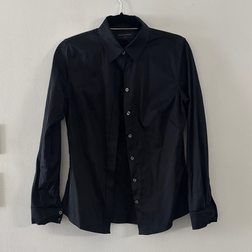 Banana Republic Women's Black Dress Shirt